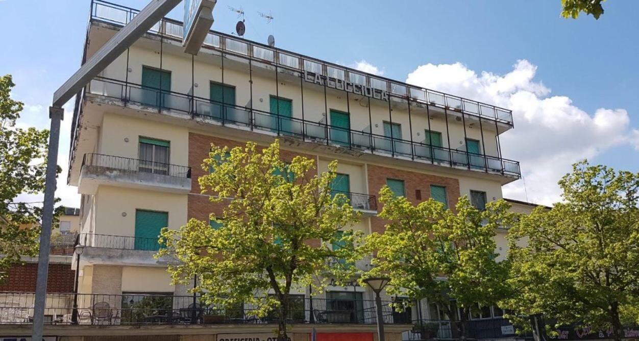 Hotel La Lucciola 基安奇安诺泰尔梅 外观 照片